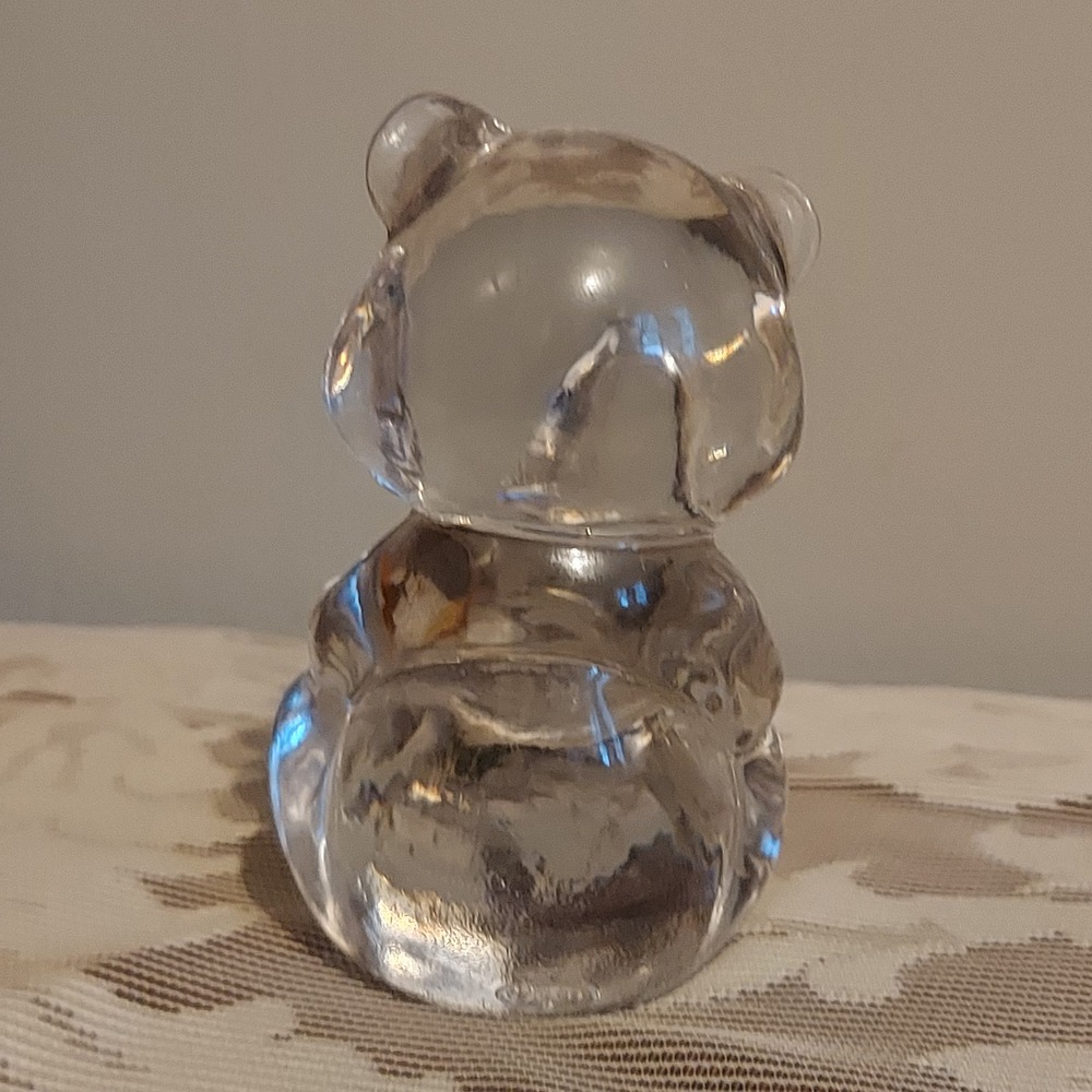 Crystal Fenton Glass Teddy Bear Figurine w/ Amber Heart Jewel 3.5" Clear Sitting - Picture 3 of 4